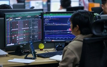 Làm giá cổ phiếu, 'đội lái' sử dụng 92 tài khoản giao dịch