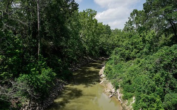 Nhiều thi thể được phát hiện trên sông ở Texas