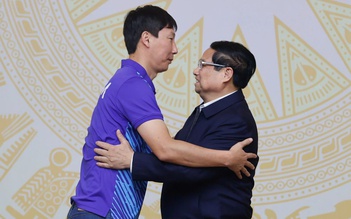 HLV Kim Sang-sik được đề xuất tặng bằng khen của Thủ tướng Chính phủ