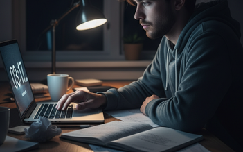 Thức khuya ảnh hưởng gan ra sao?