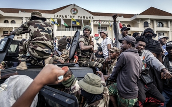 Một đơn vị quân đội nổi loạn, Tổng thống Madagascar cảnh báo âm mưu đảo chính