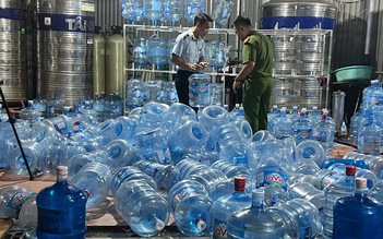 Dùng nước máy để làm giả nước Lavie đóng bình bán khắp Hà Nội