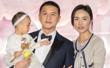 'Quách Tĩnh' Lý Á Bằng ly hôn vợ kém 19 tuổi