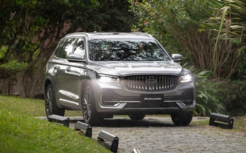 Loạt ô tô vừa trình làng đã giảm giá mạnh tại Việt Nam