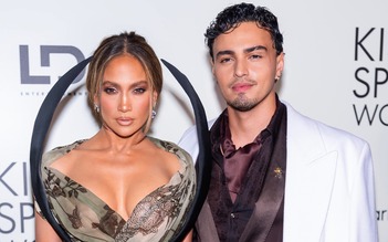 Jennifer Lopez tiết lộ 'tìm đến tâm linh' sau khi ly hôn Ben Affleck