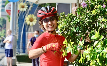 Bí quyết trẻ trung của người phụ nữ 72 tuổi được gọi là 'cô gái 27 tuổi'