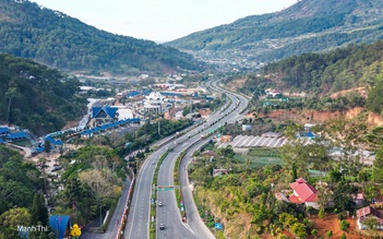 Không thể tăng trưởng bằng những công trình dang dở