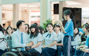 Giúp học sinh thể hiện tình yêu thương