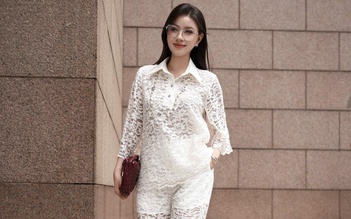 Trang phục vải ren: Nét gợi cảm của sự tự tin và thanh lịch