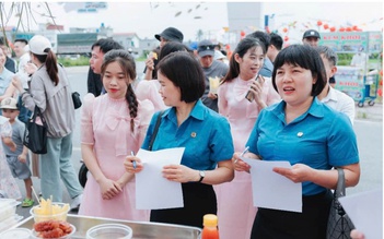 Chấm dứt sử dụng cán bộ công đoàn chuyên trách làm chuyên môn trước ngày 1.11