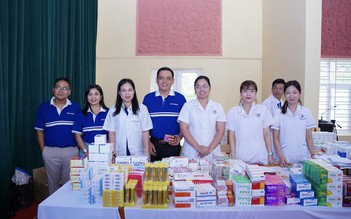 DHG Pharma đồng hành cùng đoàn y bác sĩ mang nắng ấm đến Tả Củ Tỷ