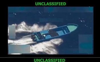 Mỹ đánh chìm 'thuyền ma túy' ở Thái Bình Dương, Venezuela hé lộ vũ khí đối phó