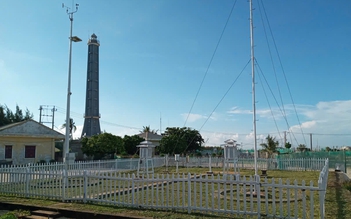 Hơn 40 năm đo gió, đếm mưa ở đảo tiền tiêu
