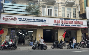 Đời chợ ở TP.HCM: Những sợi chỉ níu ký ức ở chợ Đại Quang Minh