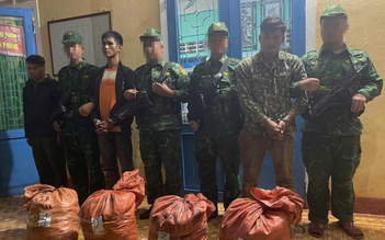 Hai nghi phạm người Lào vận chuyển 160 kg thuốc nổ