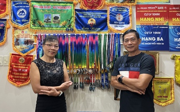 Bí quyết 'hồi sinh' của đôi vợ chồng già từng thập tử nhất sinh vì bạo bệnh