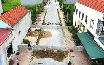 Vụ xây tường rào chắn ngang đường ở Nga Sơn: Xảy ra tai nạn giao thông