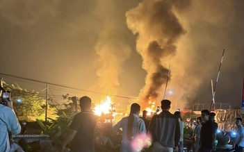 Hưng Yên: Tông vào barie, xe bồn phát nổ rồi bốc cháy