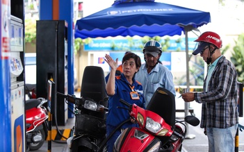 Quan niệm sai lầm của nhiều người Việt khi đổ xăng cho xe máy