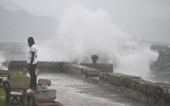 Siêu bão mạnh nhất thế giới đổ bộ Jamaica, hướng đến Cuba