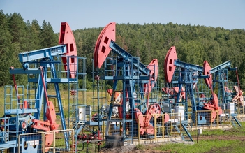 Giá xăng dầu hôm nay 31.10.2025: Trong nước tăng mạnh