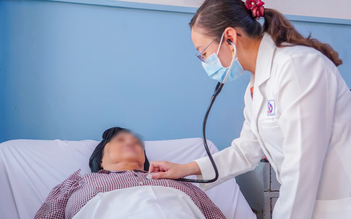 TP.HCM: Đã có gần 300 người nhập viện nghi ngộ độc sau ăn bánh mì