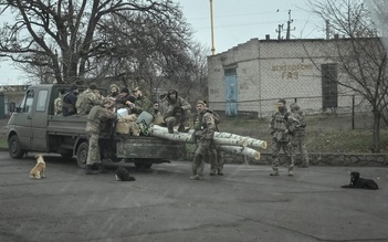 Ukraine gặp thế khó trên chiến trường