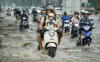 Triều cường vượt lịch sử ở TP.HCM: Nhiều phường xã ngập nặng, sâu nhất 1,2 m