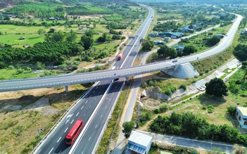 Yêu cầu hoàn thành 2 trạm dừng nghỉ cao tốc tại Khánh Hòa trước ngày 1.1.2026