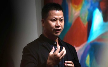 Xem Bùi Chát vẽ 'Cụ tượng'