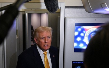 Ông Trump chỉ đạo điều tra nghi vấn ông Clinton liên quan tội phạm ấu dâm Epstein