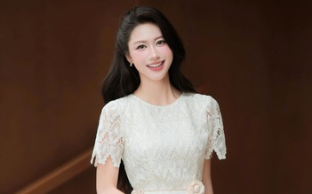 Thanh lịch và quý phái cùng vải ren tinh xảo