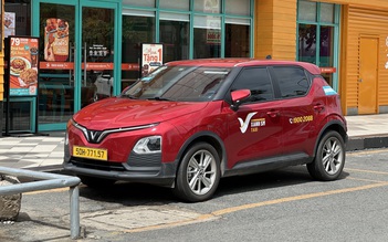 Dùng lốp xe thường cho ô tô điện có rủi ro về an toàn?