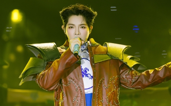 Đức Phúc hạnh phúc khi đứng chung sân khấu với Sooyoung (SNSD)