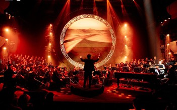 Những nghệ sĩ trẻ ‘lội ngược dòng’