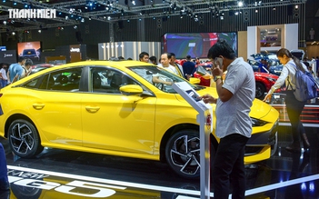 Nhu cầu ô tô sedan sụt giảm, hơn 80% người Việt mua xe dưới 600 triệu