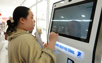 TP.HCM miễn lệ phí hơn 100 thủ tục nộp trực tuyến