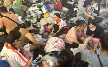 Nhiều sinh viên vùng lũ được hỗ trợ sinh hoạt phí