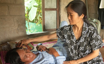 Nhặt ve chai nuôi 2 người thân bị ung thư, 1 người tâm thần cùng 3 con nhỏ