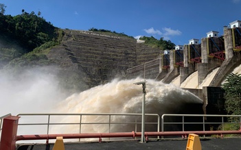 Vụ thủy điện Đồng Nai 5 xả tràn gây thiệt hại: Ai phải chịu trách nhiệm?