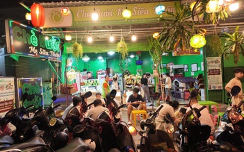 Đến đây đọc sách ăn chè bưởi, bánh tráng nướng… miễn phí