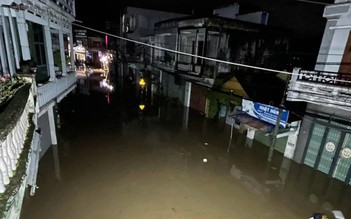 Đắk Lắk: Nước lũ sông Kỳ Lộ lên nhanh, người dân không kịp trở tay