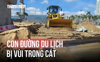Gia Lai: Con đường du lịch bị cát vùi sau bão số 13