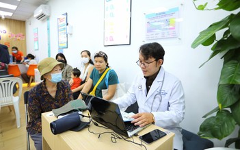 Tiêm vắc xin - lá chắn giúp bảo vệ người cao tuổi trước bệnh cúm mùa