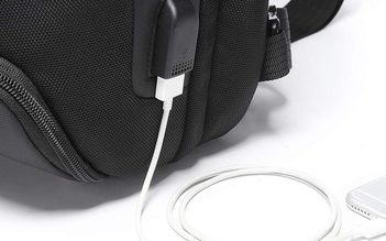 Cổng USB trên một số balo có thể làm được gì?