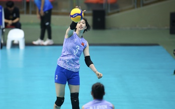 Ngôi sao số 1 bóng chuyền Việt Nam Thanh Thúy chưa xuất trận, chờ đối đầu Indonesia