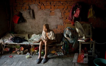 Suýt chết vì nhiễm virus từ giường của người mẹ mới mất