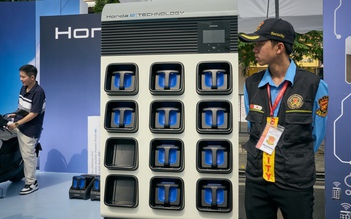 Hệ thống tủ đổi pin xe máy điện gây chú ý tại Honda Thanks Day 2025