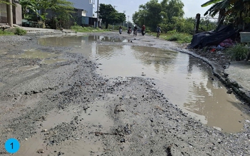 Những con đường hỏng nặng, đi lại khó khăn