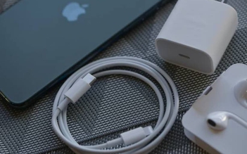 Nguyên nhân bộ sạc ghi 30W nhưng iPhone vẫn sạc chậm